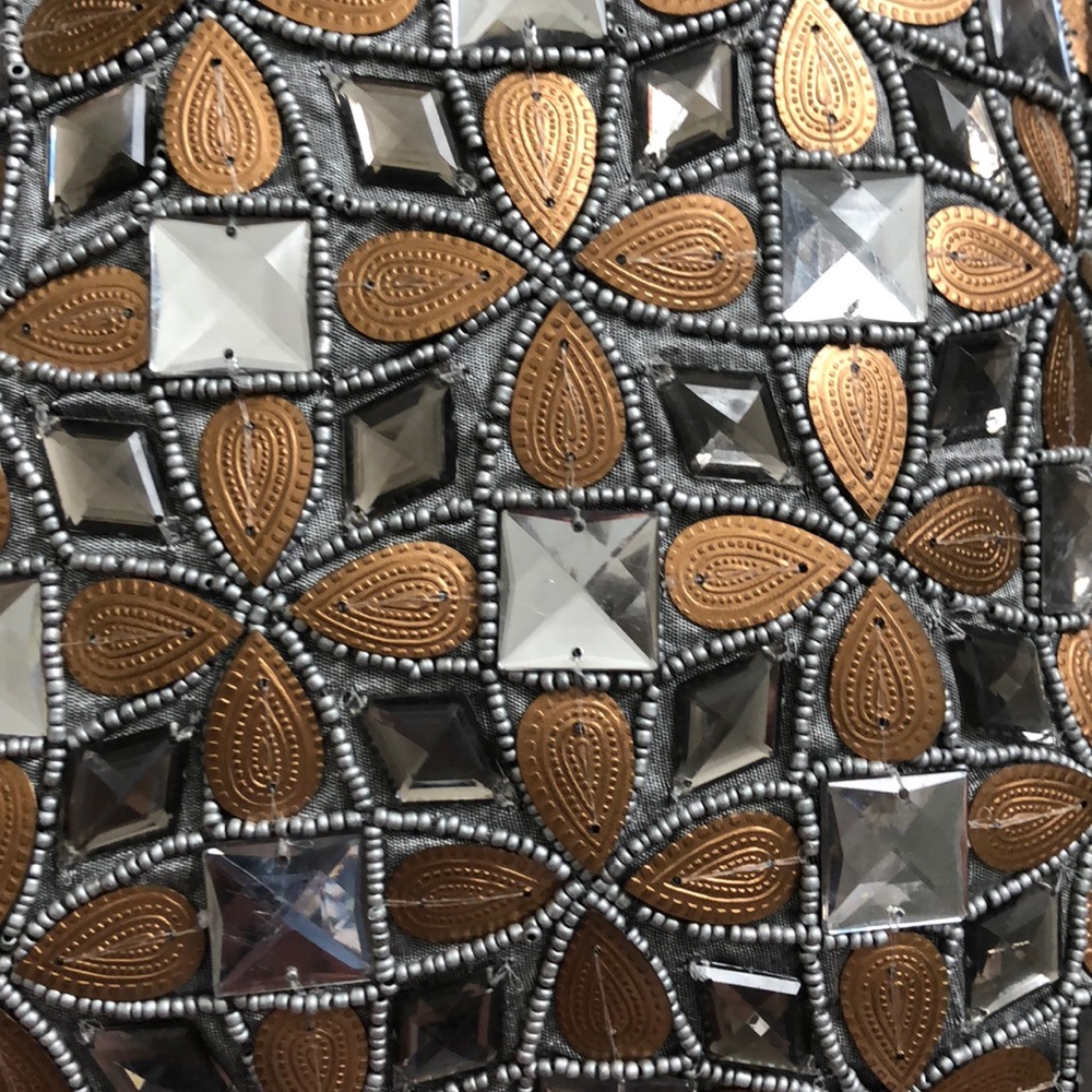 Throw pillow - Picture 3 of 3